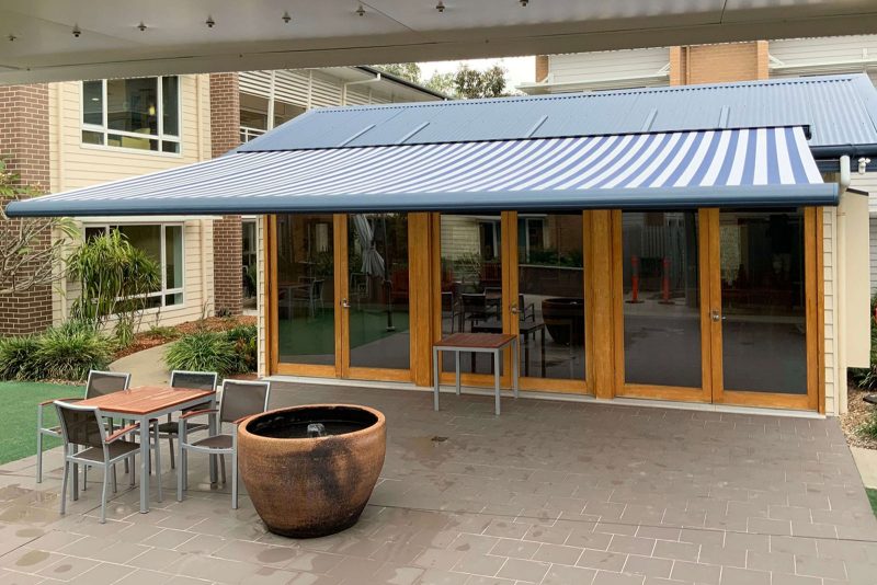 Solitar-Full-Cassette-Folding-Arm-Awning