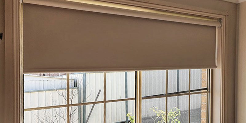 budget-roller-blinds-for-builders-2